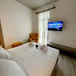 公寓 Travellers Corfu Town Luxury Suites, &
