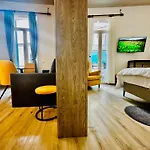 Travellers Corfu Town Luxury Suites, & 公寓 *
