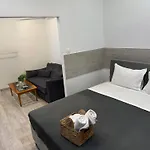 Travellers Corfu Town Luxury Suites, & *