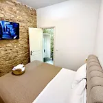 公寓 Travellers Corfu Town Luxury Suites, &