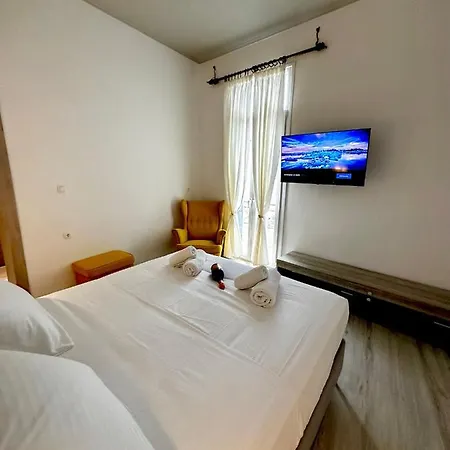 公寓 Travellers Corfu Town Luxury Suites, &