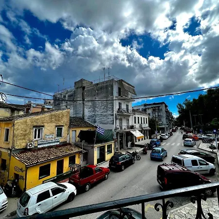 公寓 Travellers Corfu Town Luxury Suites, & *