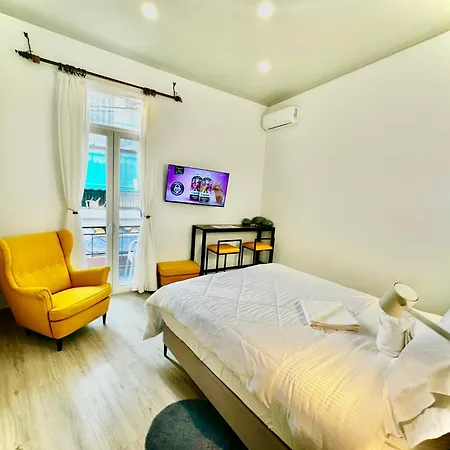 شقة Travellers Corfu Town Luxury Suites, &