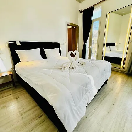 Διαμέρισμα Travelers Luxury Suites, & Corfu (city)