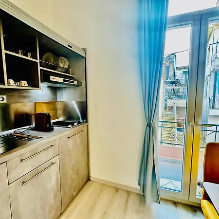 Διαμέρισμα Travelers Luxury Suites, &
