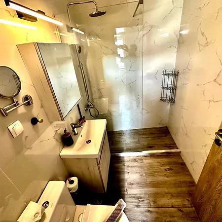 Travellers Corfu Town Luxury Suites, & * Corfu (city)