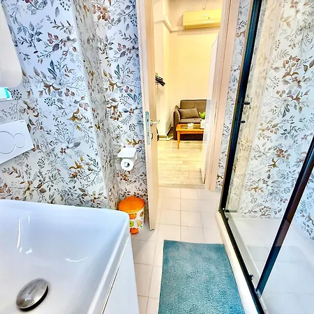 Travellers Corfu Town Luxury Suites, & شقة *