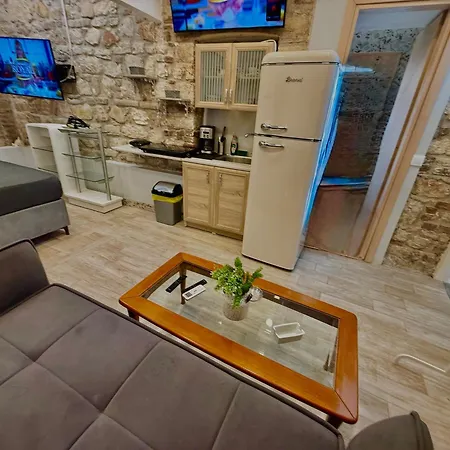 Travellers Corfu Town Luxury Suites, & شقة Corfu (city)
