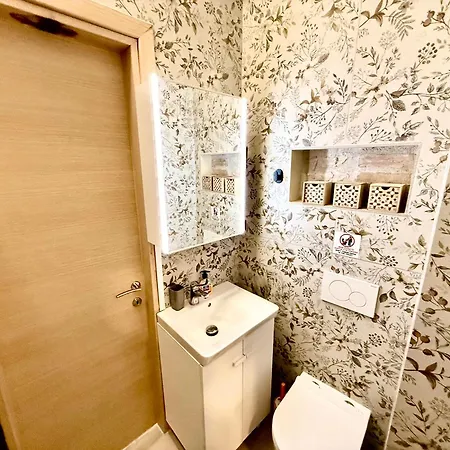 Travellers Corfu Town Luxury Suites, & *