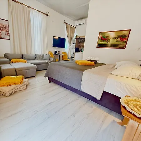 Travellers Corfu Town Luxury Suites, & *
