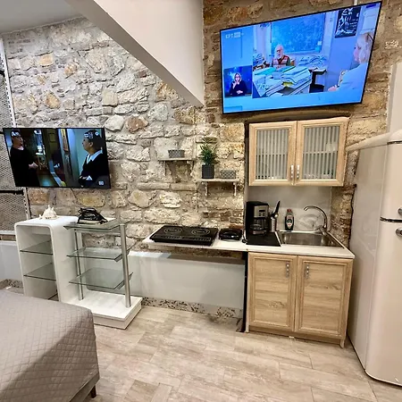 Travellers Corfu Town Luxury Suites, &