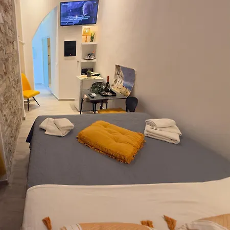 Travellers Corfu Town Luxury Suites, & Appartement *