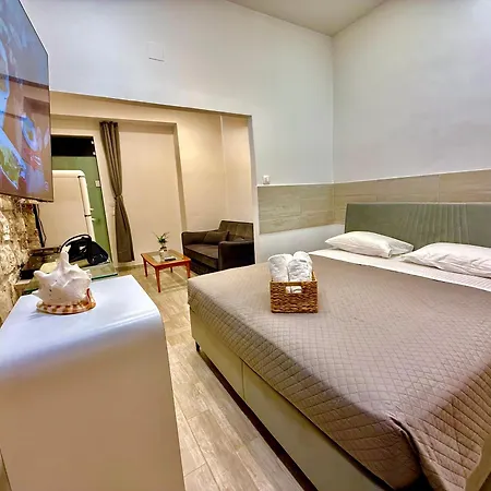 Appartement Travellers Corfu Town Luxury Suites, & *