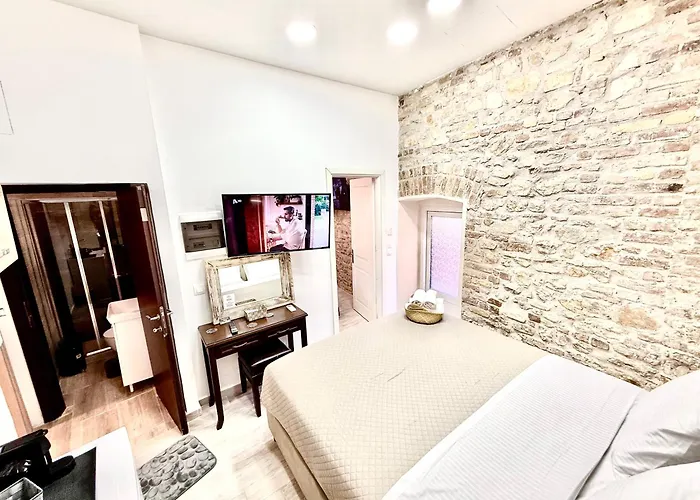 Travellers Corfu Town Luxury Suites, & * Corfu (city)