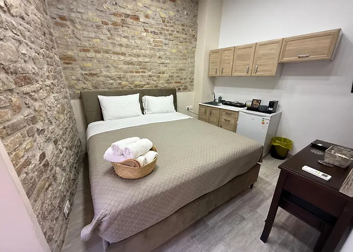 Travellers Corfu Town Luxury Suites, & Apartment