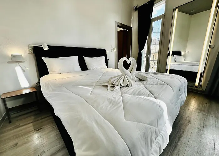 Travellers Corfu Town Luxury Suites, & Apartment