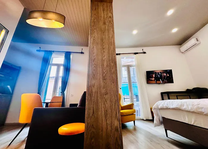 Travellers Corfu Town Luxury Suites, & Apartment Corfu (city)